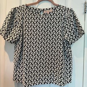 Black and white short sleeve Philosophy top